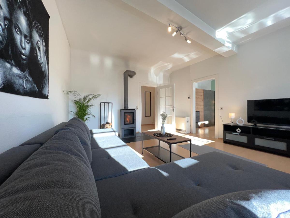 Romantisches Kamin-Apartment By Rabe - Netflix & Coffee-Bar & Parkplatz Karlsruhe Esterno foto